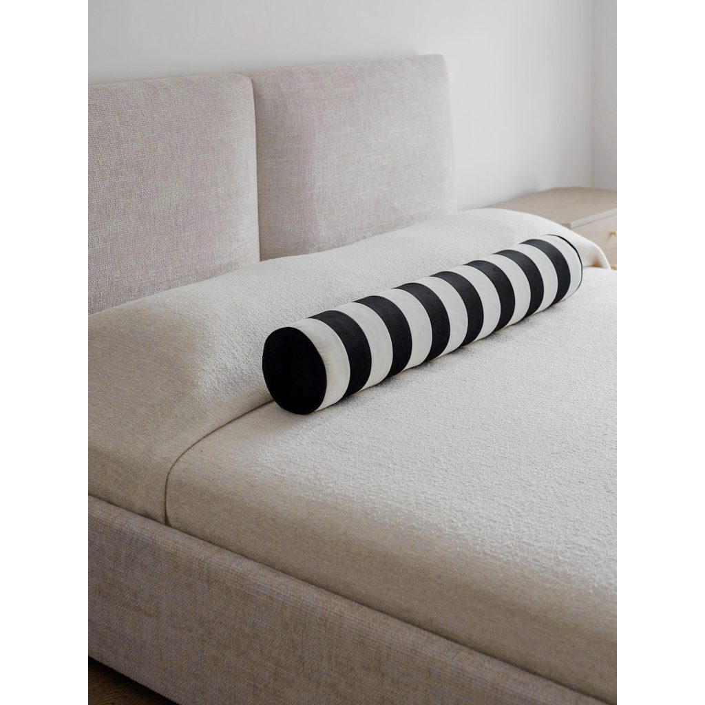 MON6 Pillow