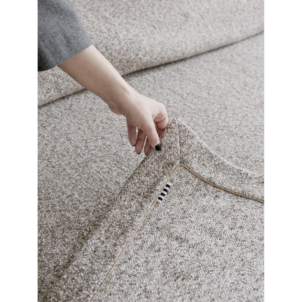 MON6 Bedcover