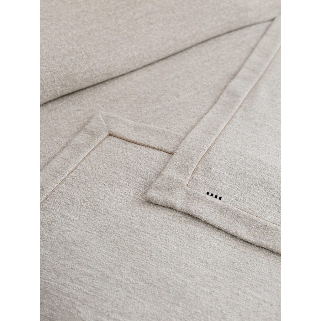 MON6 Bedcover